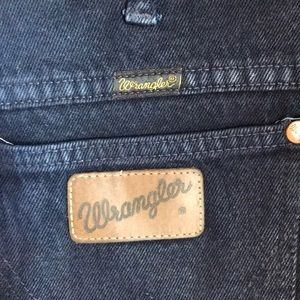 Vintage raw denim Wrangler size 33.